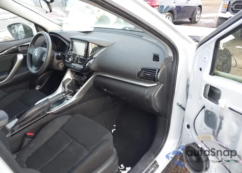 2022 Mitsubishi Eclipse Cross Es S-Awc from USA, damaged, VIN JA4ATUAA9NZ003275